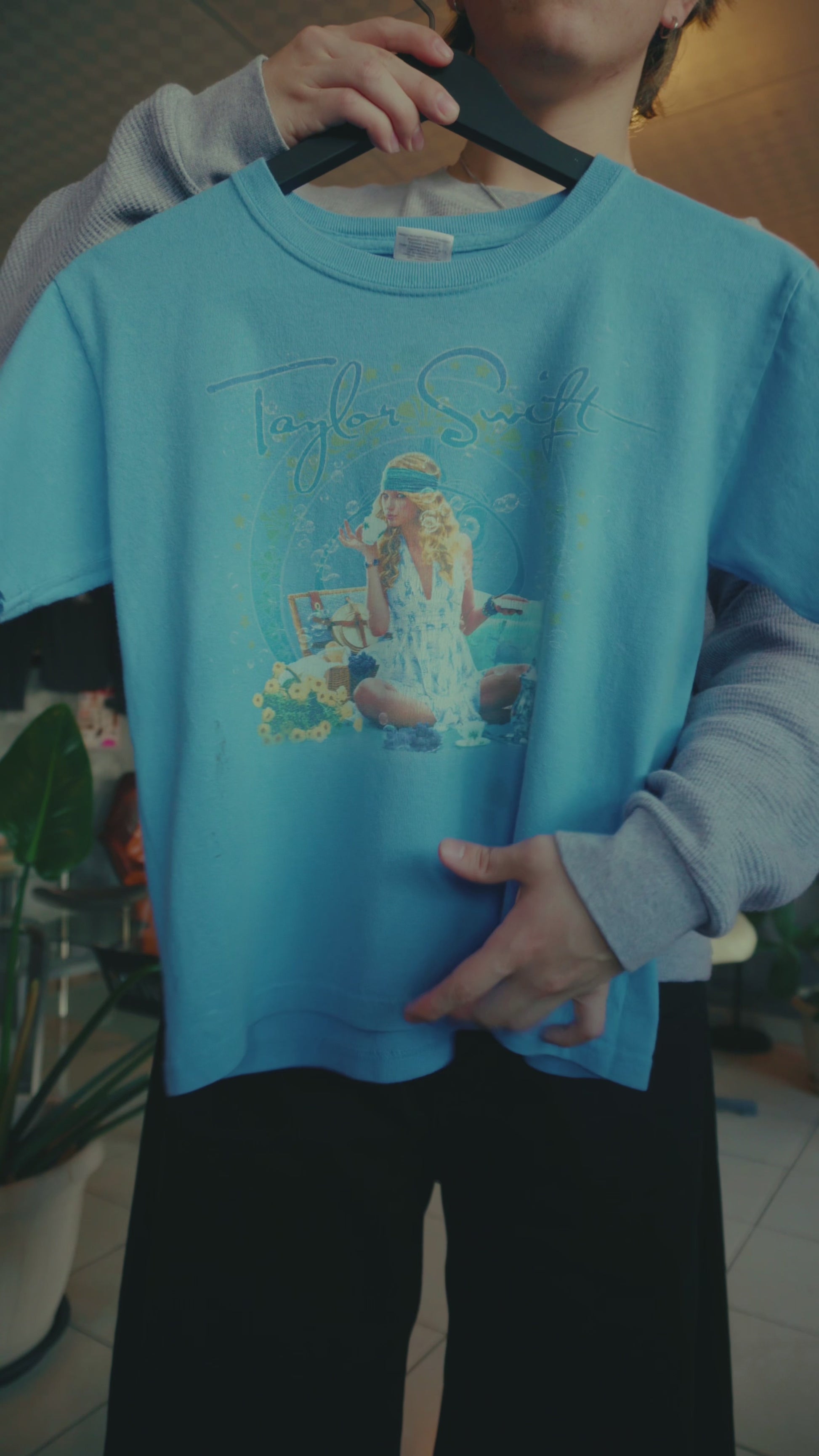(S) VINTAGE TAYLOR SWIFT FEARLESS TOUR TEE