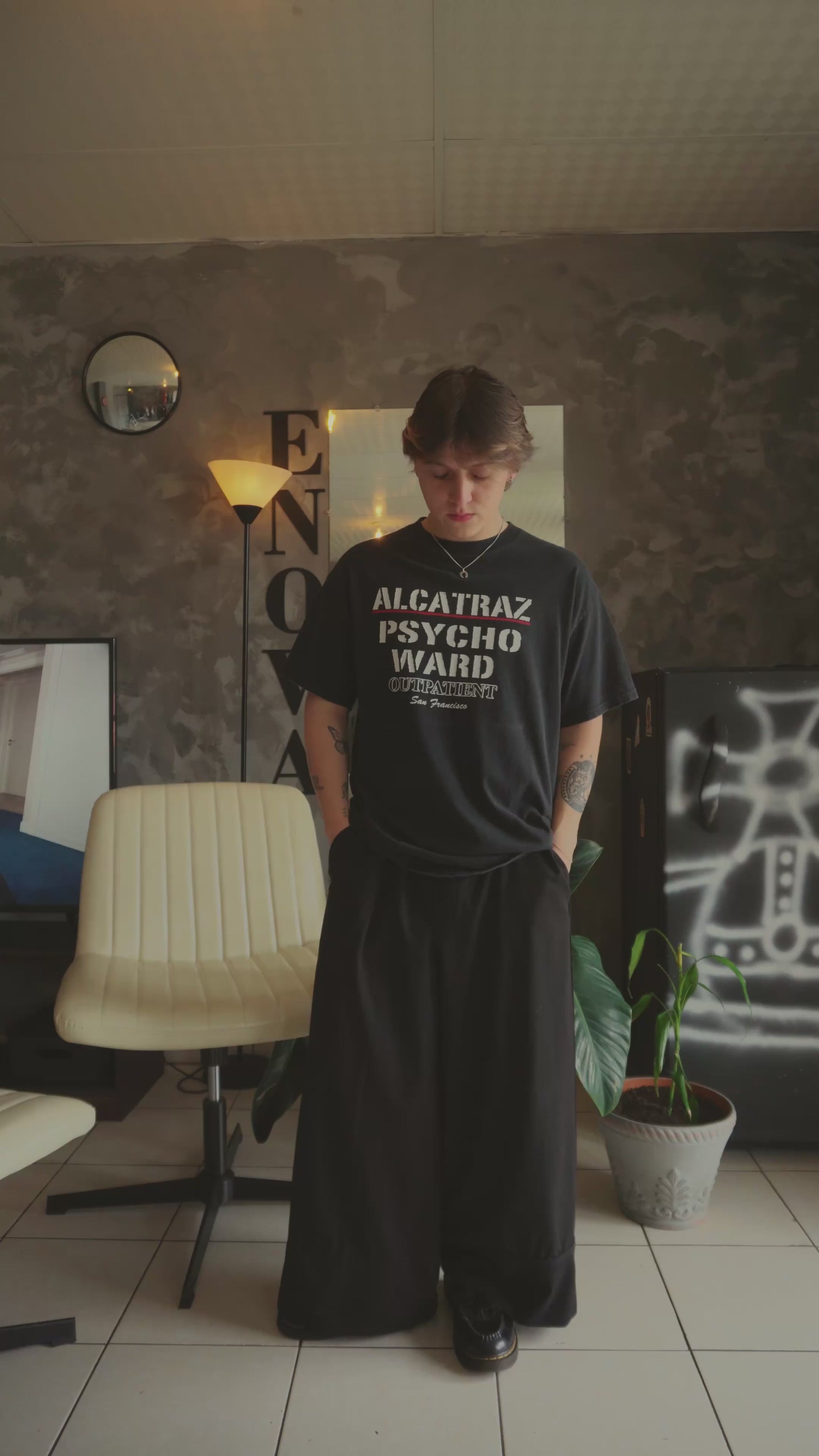 (L) 2000’S VINTAGE ALCATRAZ PSYCHO WARD TEE