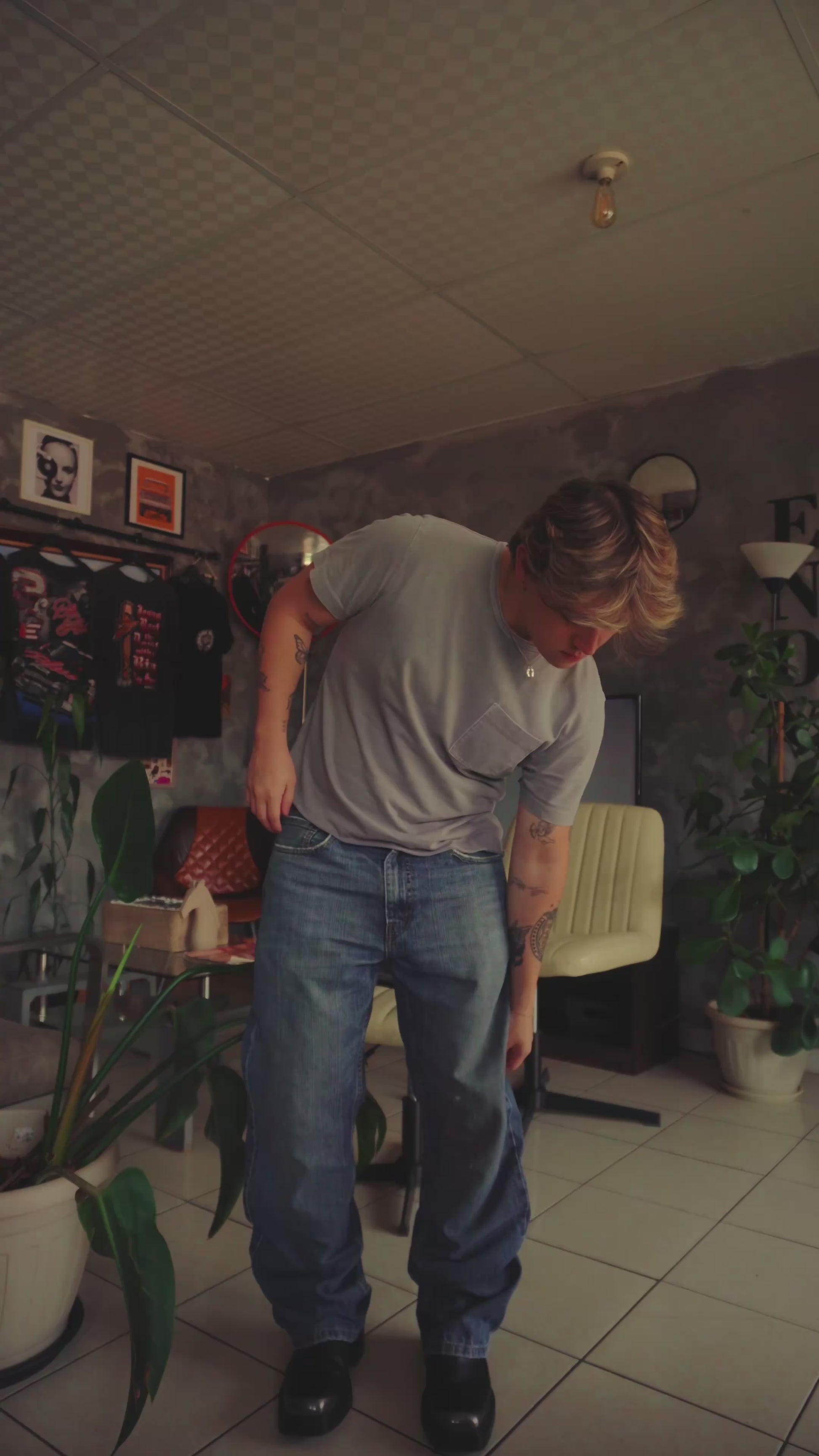 VINTAGE LEVIS 559 FADED JEANS - 34x32