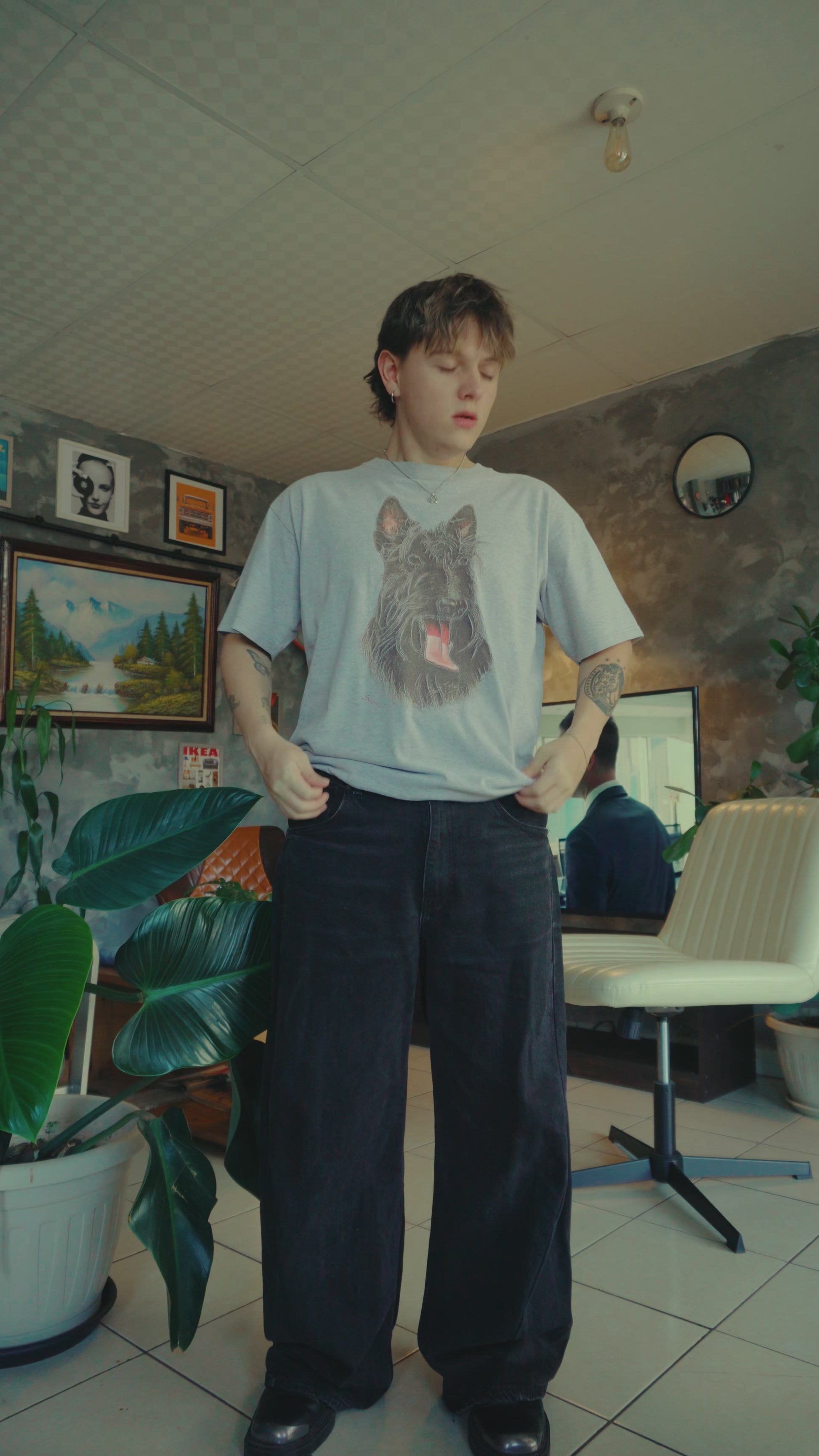 (L) VINTAGE DOG ART TEE