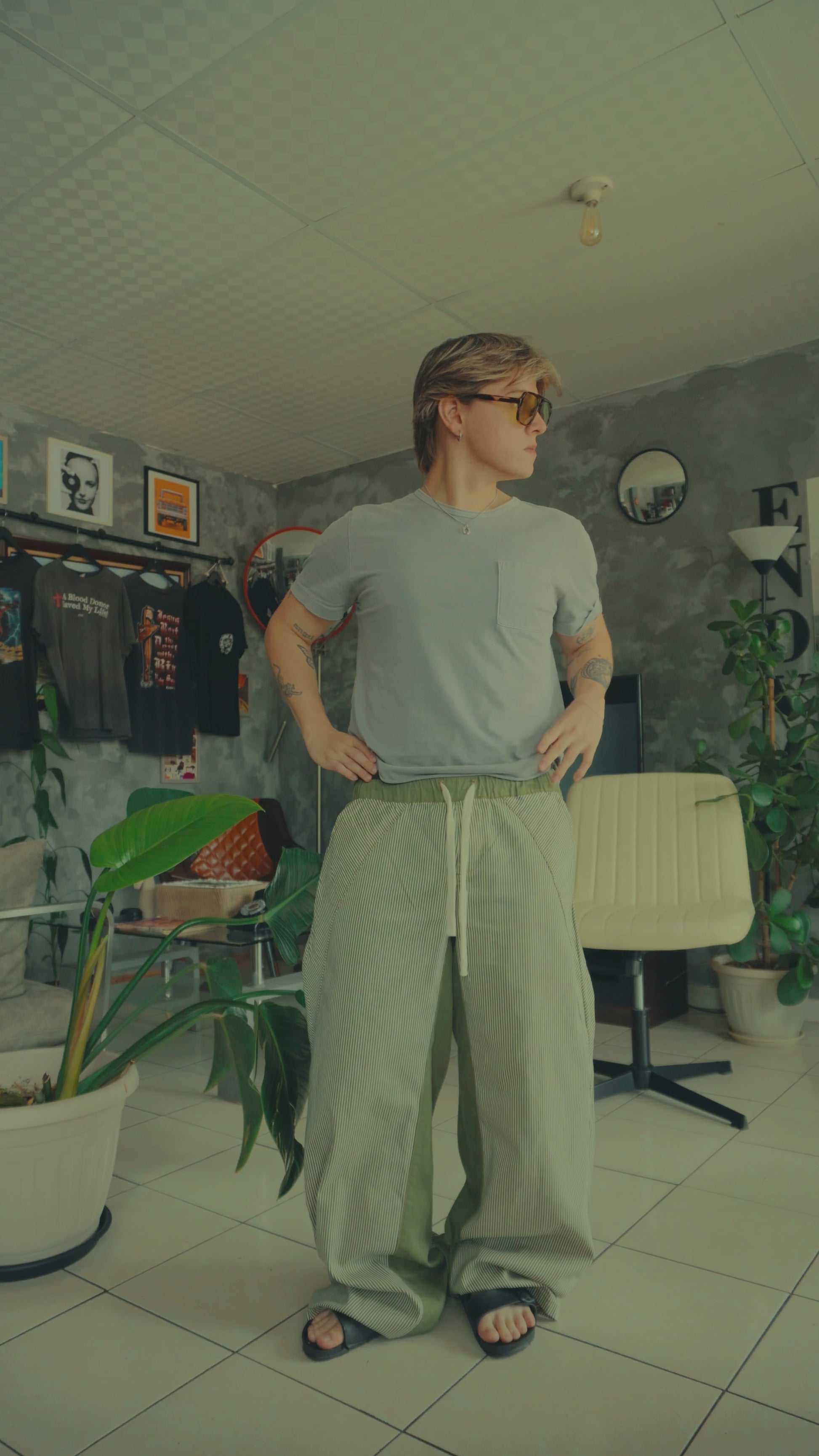 STRIPED WIDE LEG CHARMING CHARLIE PANTS - M