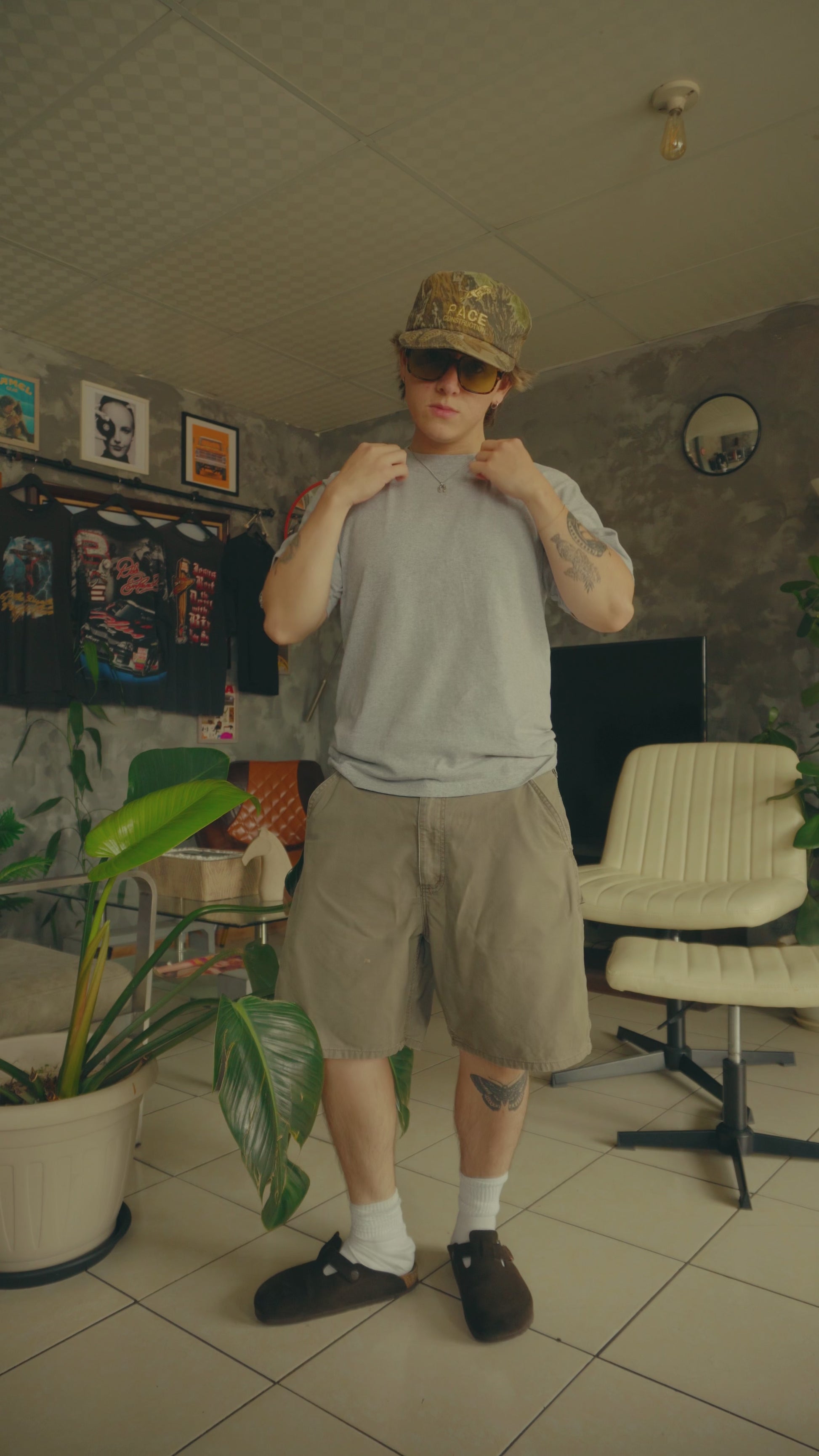 VINTAGE CARHARTT CARPENTER SHORT - 36